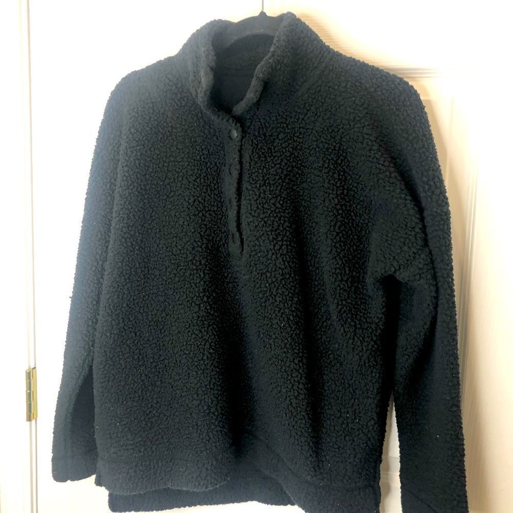 Aerie black soft king sleeve fleece like pullover sweater sweatshirt
